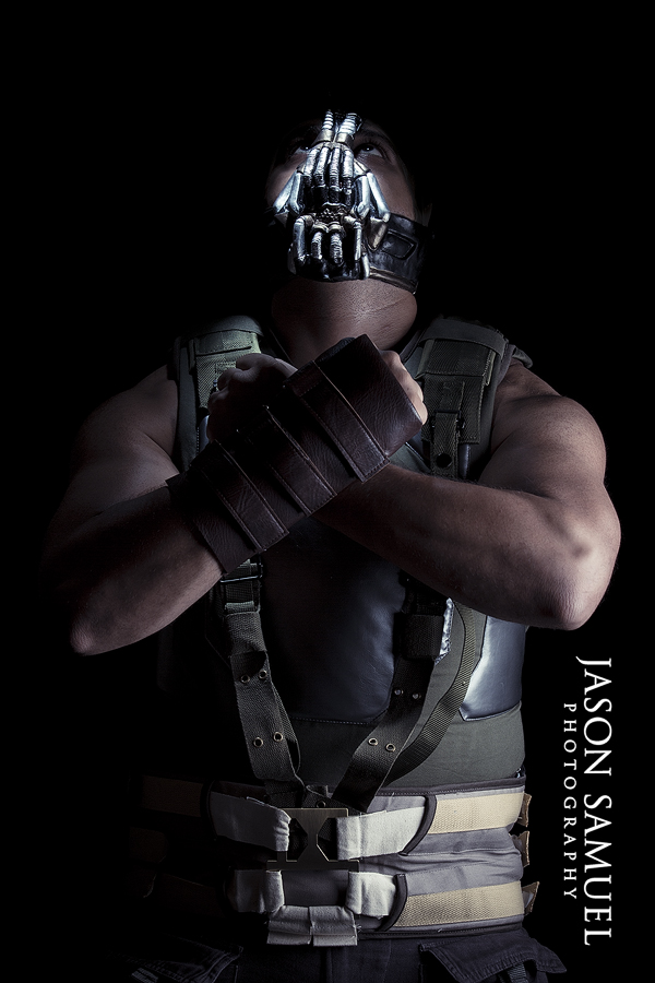 Bane cosplay photo shoot — The Dark Knight Rises tribute with mask